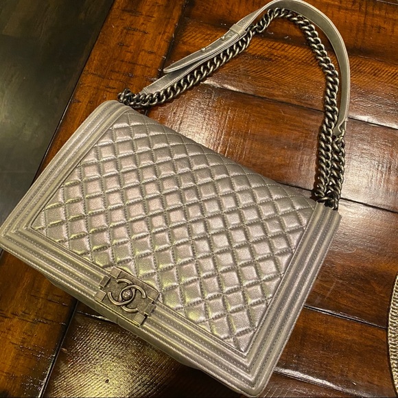 CHANEL Handbags - Chanel Boy Large Le Silver Leather Shoulder Bag